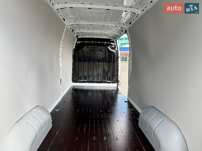 Вантажний фургон Renault Master 2022 в Луцьку