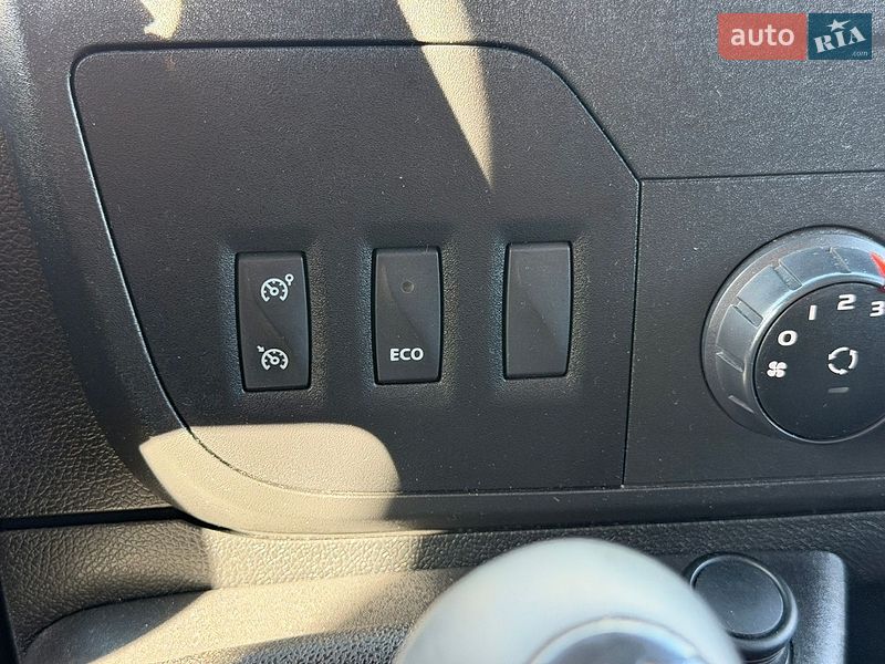 Грузовой фургон Renault Master 2019 в Ровно