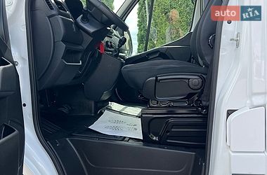 Грузовой фургон Renault Master 2023 в Дубно
