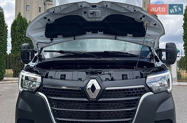 Грузовой фургон Renault Master 2023 в Дубно