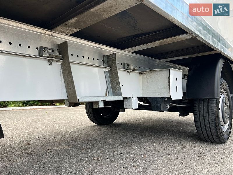 Грузовой фургон Renault Master 2023 в Дубно