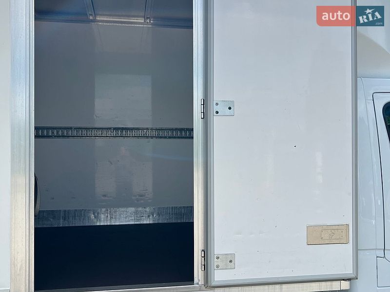 Грузовой фургон Renault Master 2023 в Дубно