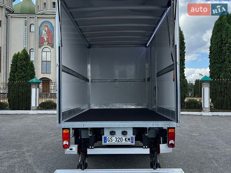 Грузовой фургон Renault Master 2023 в Дубно