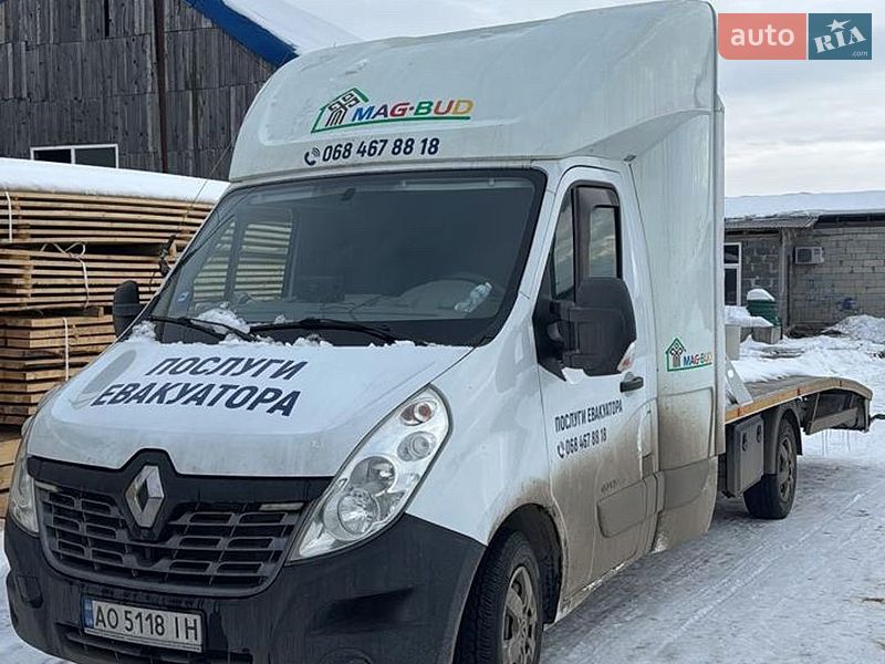 Автовоз Renault Master 2016 в Ужгороде Автовоз Renault Master 2016 в Ужгороде