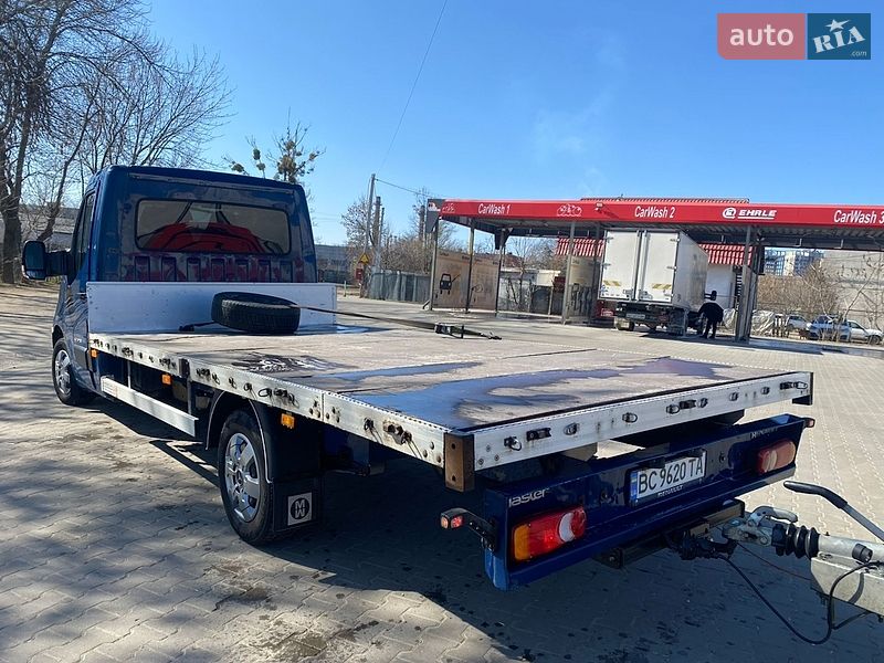 Эвакуатор Renault Master 2017 в Львове