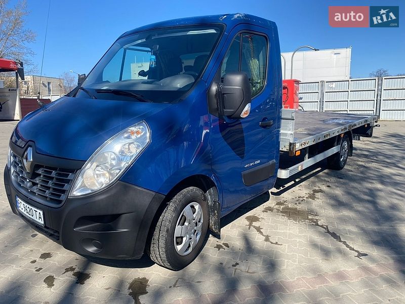 Эвакуатор Renault Master 2017 в Львове