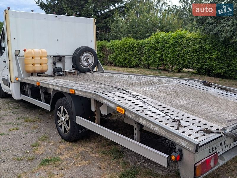 Автовоз Renault Master 2016 в Дубно