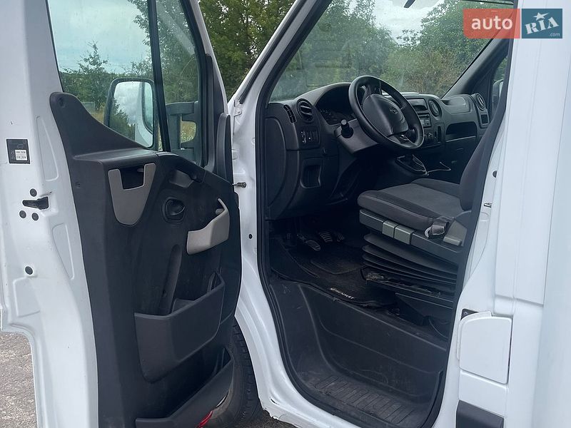 Тентований Renault Master 2016 в Любомлі