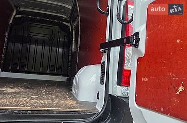 Грузовой фургон Renault Master 2022 в Днепре
