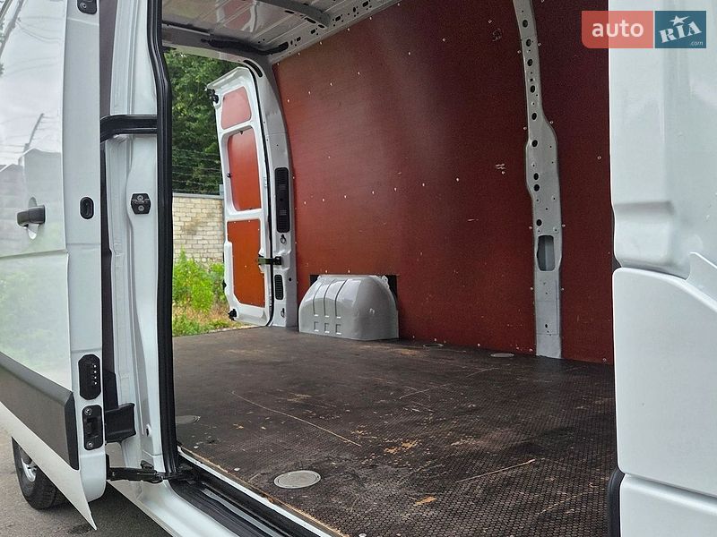 Грузовой фургон Renault Master 2022 в Днепре
