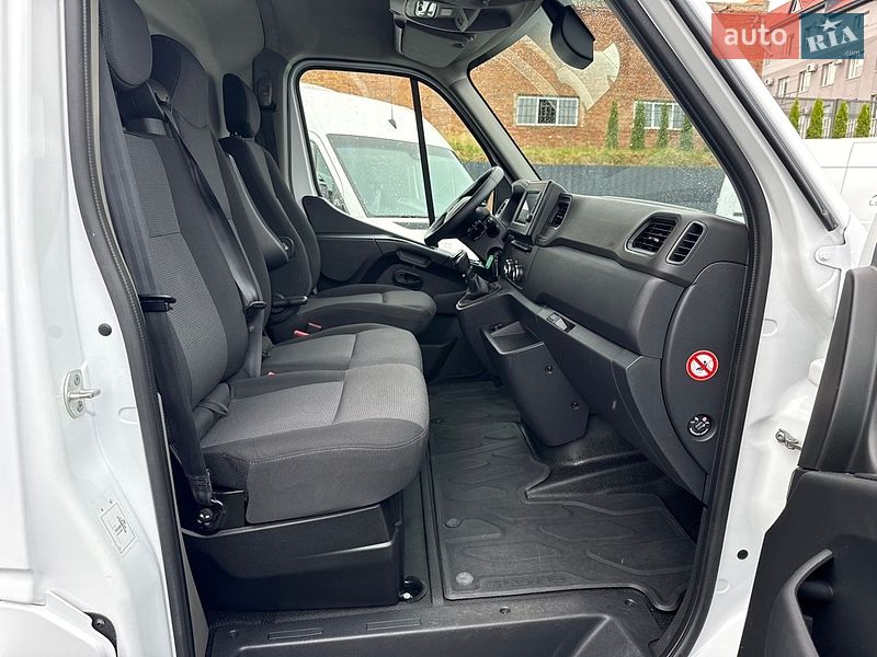 Грузовой фургон Renault Master 2021 в Луцке