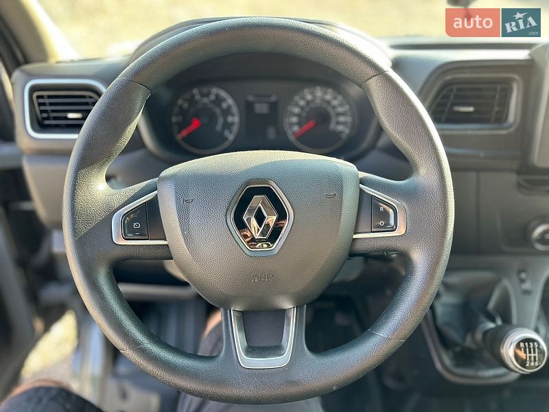 Тентованый Renault Master 2022 в Хусте