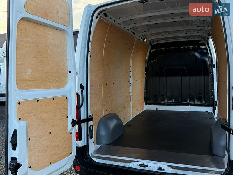 Грузовой фургон Renault Master 2023 в Ковеле