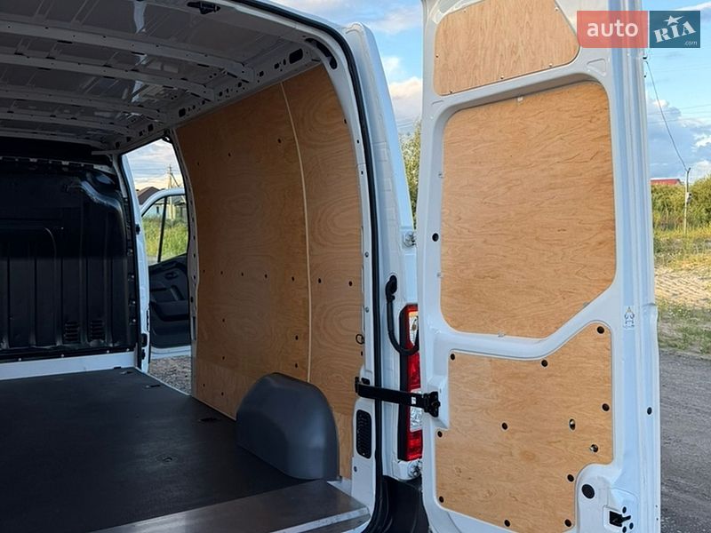 Грузовой фургон Renault Master 2023 в Ковеле