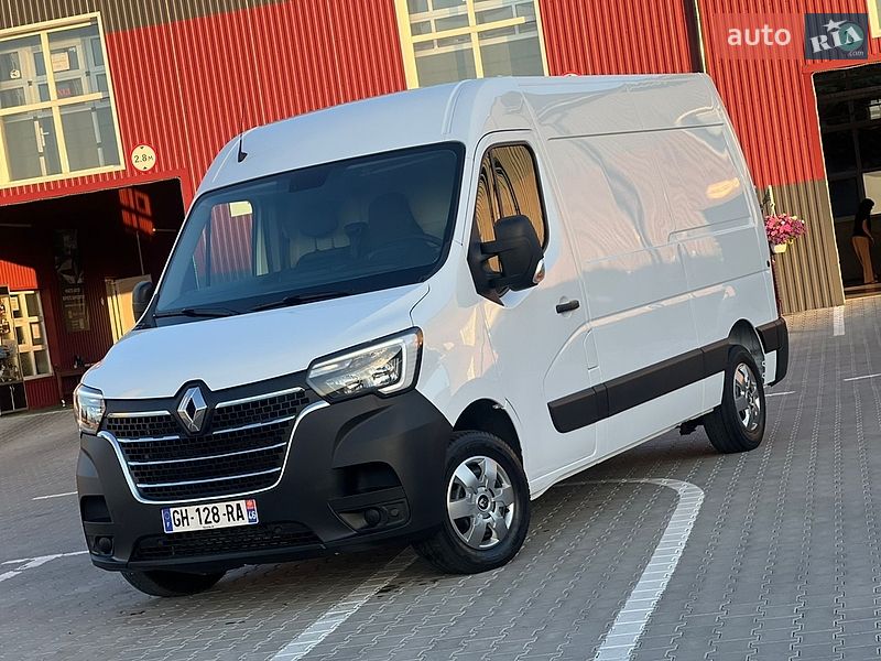 Вантажний фургон Renault Master 2022 в Дубні