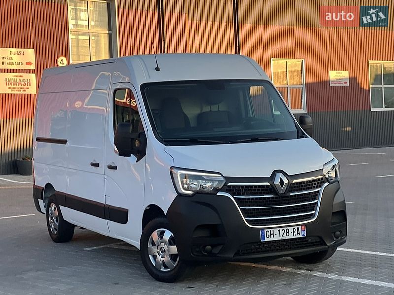 Вантажний фургон Renault Master 2022 в Дубні