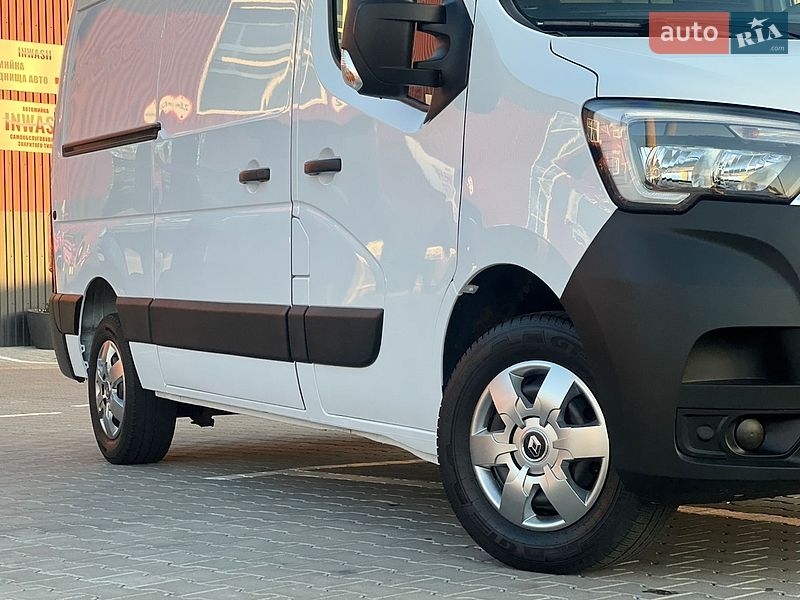 Вантажний фургон Renault Master 2022 в Дубні