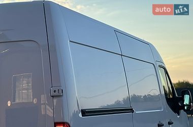 Вантажний фургон Renault Master 2022 в Дубні