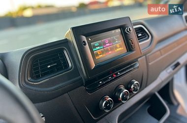 Вантажний фургон Renault Master 2022 в Дубні