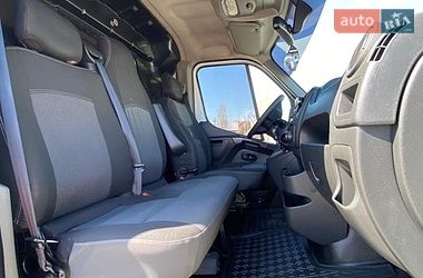 Вантажний фургон Renault Master 2019 в Ірпені