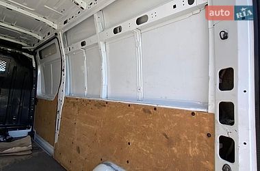Вантажний фургон Renault Master 2019 в Ірпені