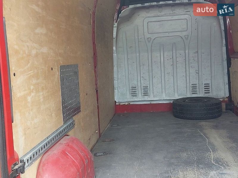 Вантажний фургон Renault Master 2013 в Луцьку