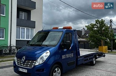 Евакуатор Renault Master 2011 в Львові