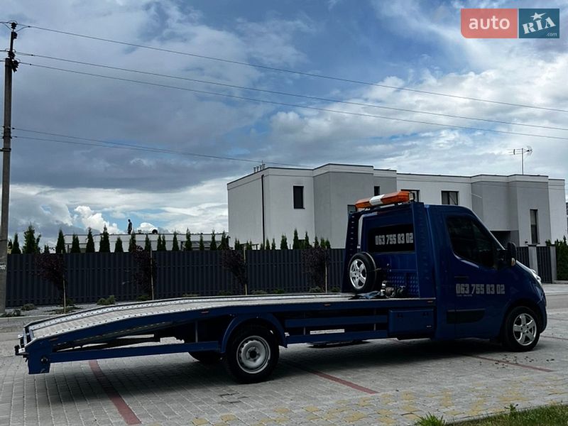 Эвакуатор Renault Master 2011 в Львове фото 3 Эвакуатор Renault Master 2011 в Львове