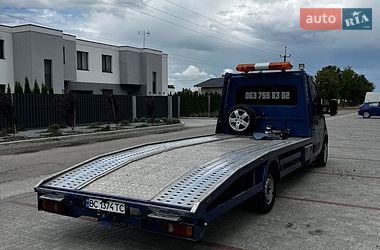 Эвакуатор Renault Master 2011 в Львове фото 5 Эвакуатор Renault Master 2011 в Львове