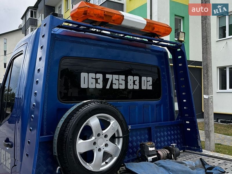 Эвакуатор Renault Master 2011 в Львове фото 6 Эвакуатор Renault Master 2011 в Львове