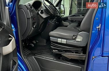 Эвакуатор Renault Master 2011 в Львове фото 9 Эвакуатор Renault Master 2011 в Львове