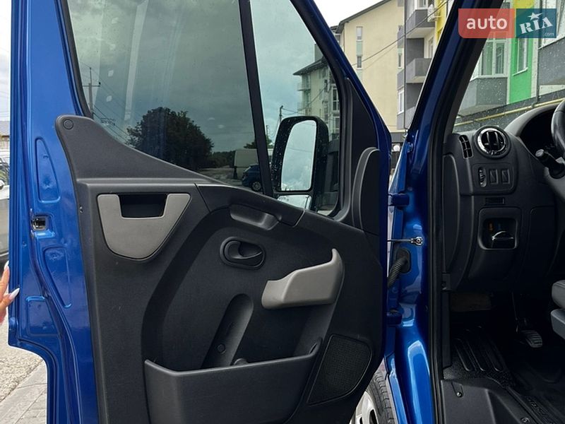 Эвакуатор Renault Master 2011 в Львове фото 15 Эвакуатор Renault Master 2011 в Львове