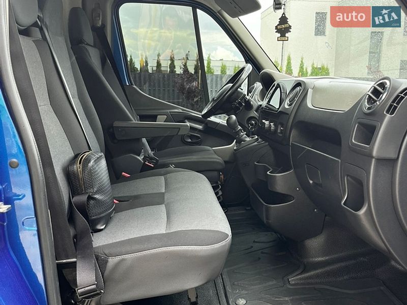 Эвакуатор Renault Master 2011 в Львове фото 16 Эвакуатор Renault Master 2011 в Львове
