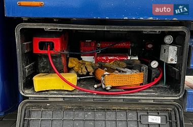 Эвакуатор Renault Master 2011 в Львове фото 19 Эвакуатор Renault Master 2011 в Львове