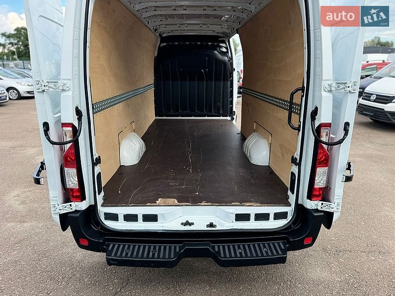 Грузовой фургон Renault Master 2021 в Киеве