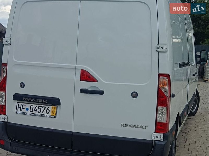 Грузовой фургон Renault Master 2016 в Бартатовом