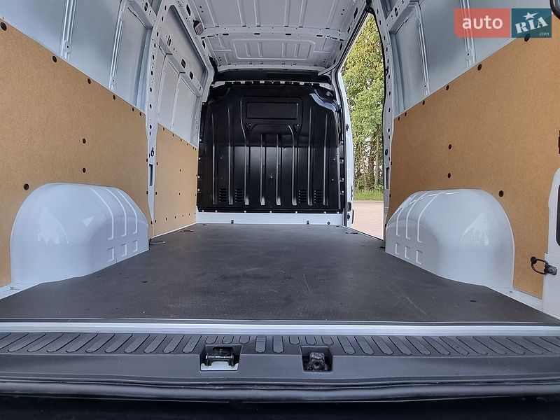 Грузовой фургон Renault Master 2021 в Житомире