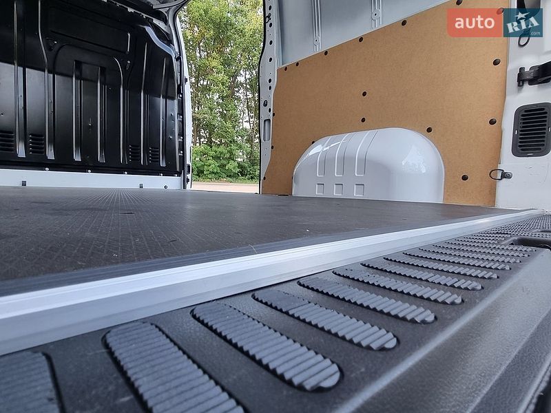 Грузовой фургон Renault Master 2021 в Житомире