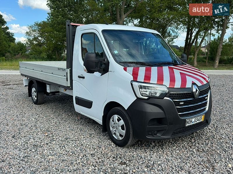 Renault Master 2023