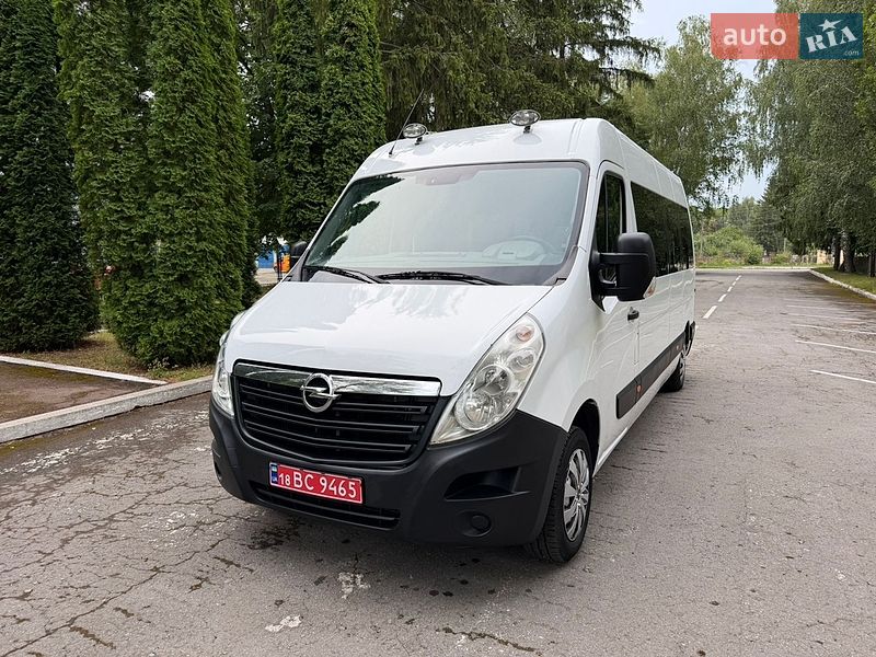 Мікроавтобус Renault Master 2017 в Кореці