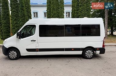Мікроавтобус Renault Master 2017 в Кореці