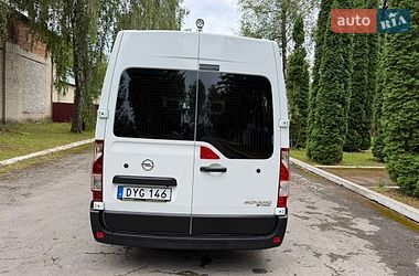 Мікроавтобус Renault Master 2017 в Кореці
