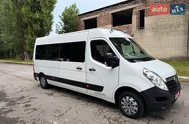 Мікроавтобус Renault Master 2017 в Кореці