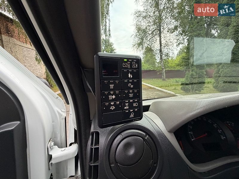 Мікроавтобус Renault Master 2017 в Кореці