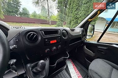Мікроавтобус Renault Master 2017 в Кореці