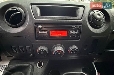 Мікроавтобус Renault Master 2017 в Кореці