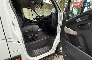 Мікроавтобус Renault Master 2017 в Кореці