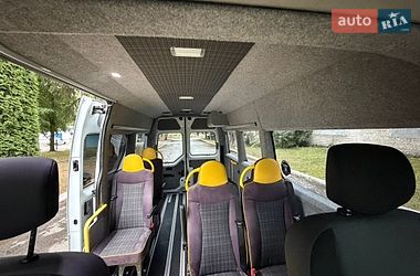 Мікроавтобус Renault Master 2017 в Кореці