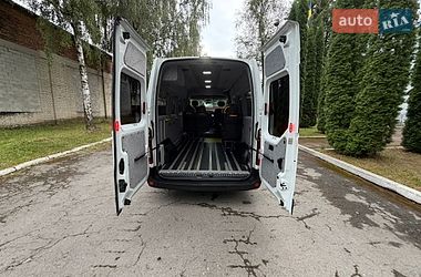 Мікроавтобус Renault Master 2017 в Кореці