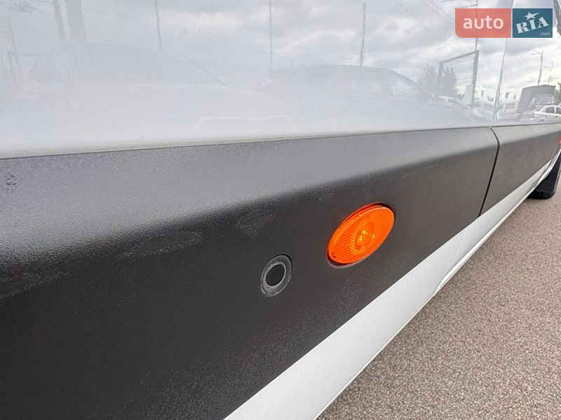 Грузовой фургон Renault Master 2022 в Киеве